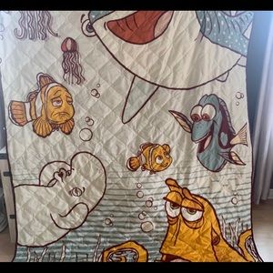 finding dory/finding nemo blanket
